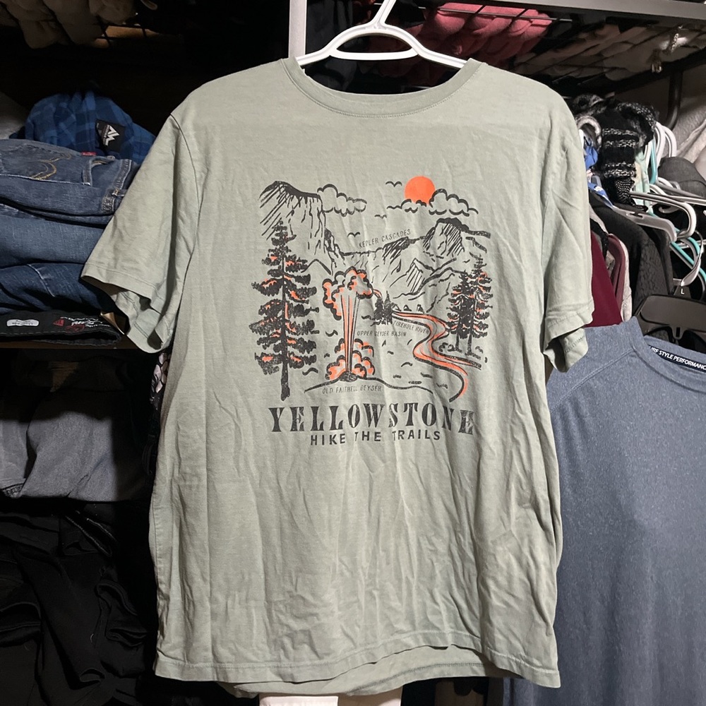 Women’s Large Yellow Stone T